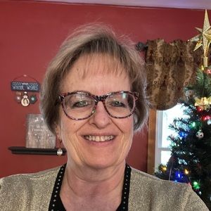 Meet your Posher, Manuela